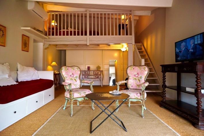 Hotel Restaurant Des Deux Rocs Seillans Room photo